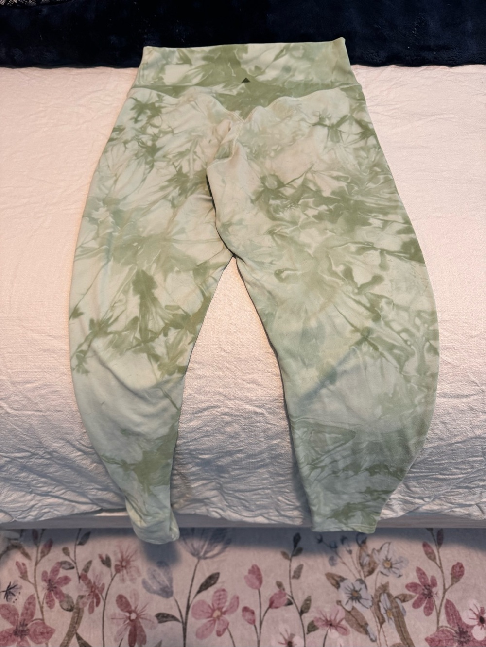 Light green, tie dye Vitality Leggings